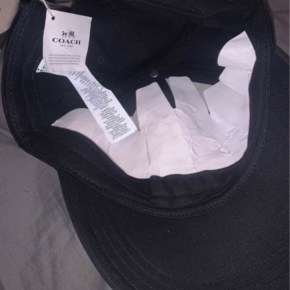 Coach hat - Picture 2 of 2